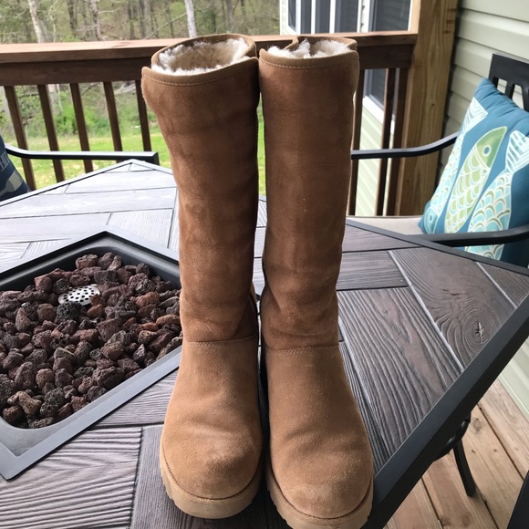 kara classic slim ugg